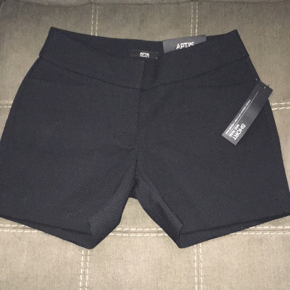 NWT Apt. 9 mid rise shorts. Size 2.
